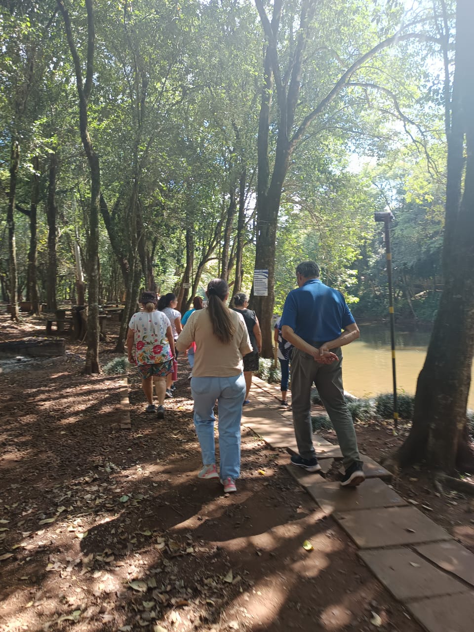 Semana Santa en Colonia Chapá: proyecciones, vía crucis y actividades familiares en plena naturaleza